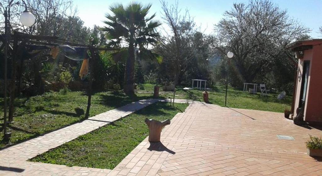Agriturismo Vita e Natura Noto Exterior foto